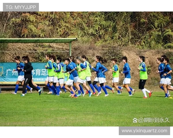 带博的足球明星们如何在绿茵场上展现个人魅力与团队精神